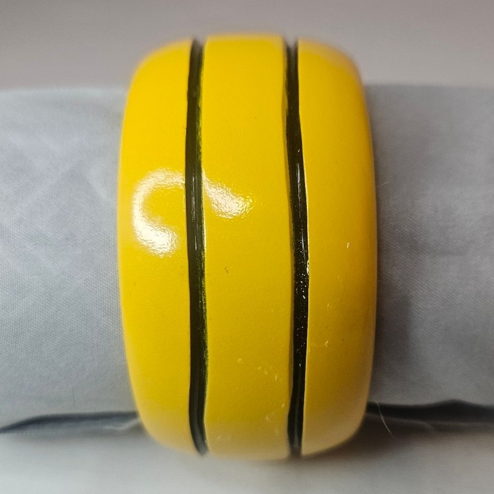 Vintage Solid Wood Yellow W/ Black Stripe 70s Statement Bangle Wide Width GUC